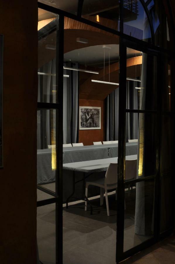 Hotel Le Djoloff Дакар Екстериор снимка